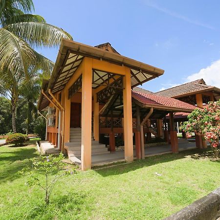 Kesedar Hotel Travel & Tours Sdn Bhd Gua Musang Exterior foto